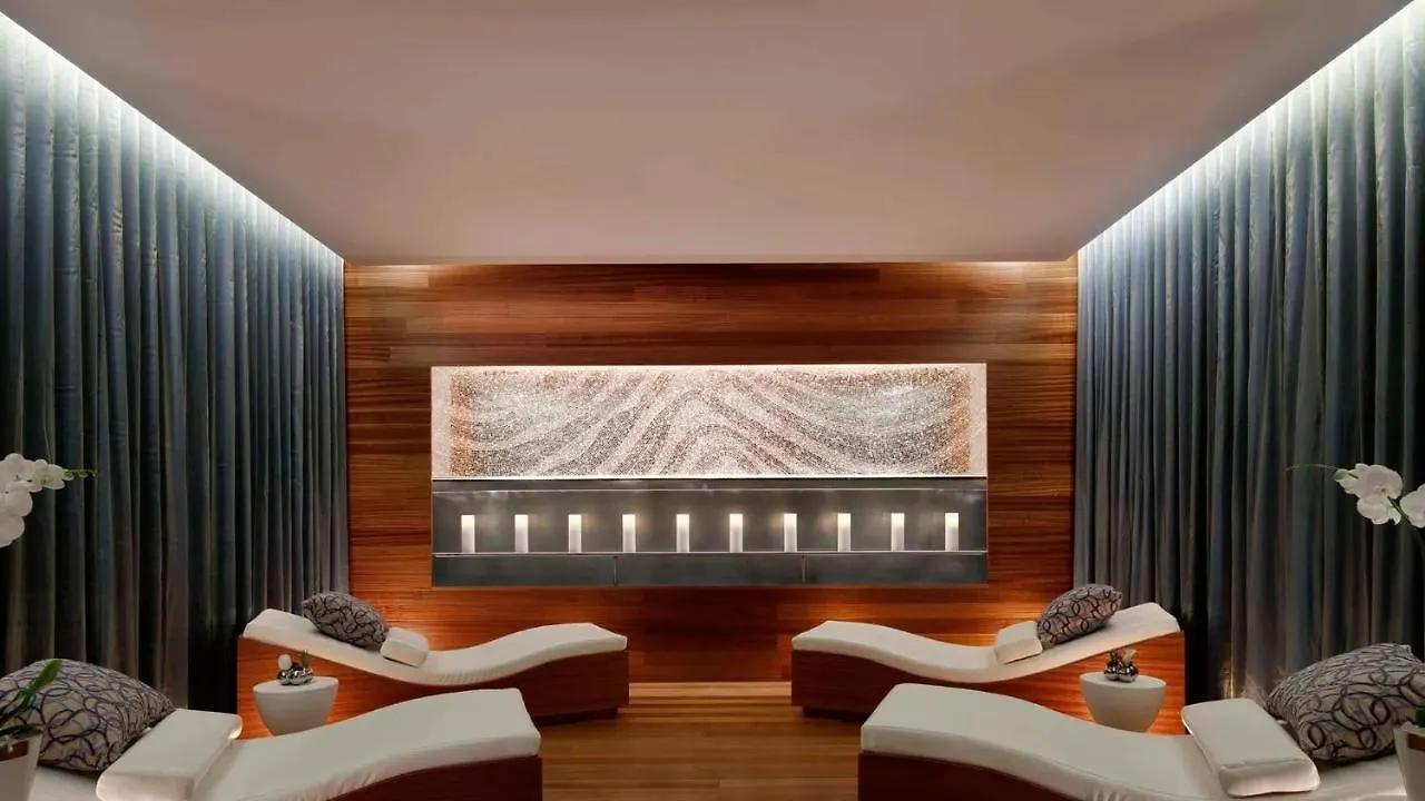 Vdara Studio Suite 011 Pool View Free Valet Parking Las Vegas Hotel